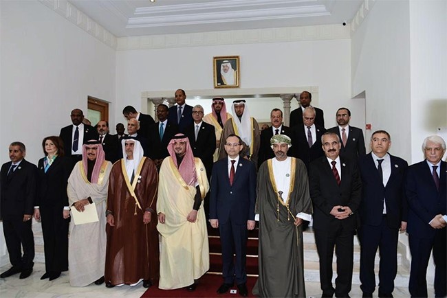 العفاسي: الأوضاع الإقليمية تقتضي اليقظة لمواجهة التحديات الأمنية