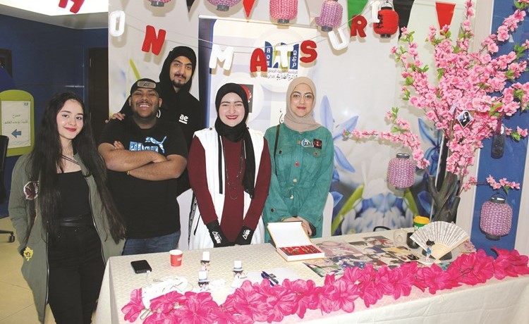 أحد الأندية الطلابية المشاركة﻿