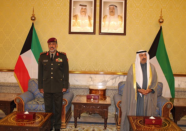 النائب الأول خلال تقليده عددا من ضباط الجيش رتبهم الجديدة: حافظوا على قسمكم وضعوا مصلحة الوطن والذود عنه نصب أعينكم