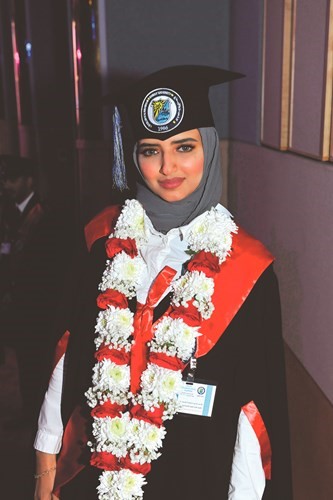 أسماء الأوائل من خريجي الكليات والأول من ذوي الاحتياجات الخاصة بحيث لا يقل المعدل عن ثلاثة من سلم الأربع نقاط للعام الجامعي 2018/2017