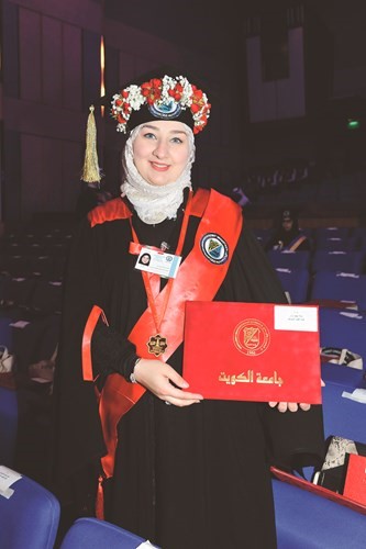 أسماء الأوائل من خريجي الكليات والأول من ذوي الاحتياجات الخاصة بحيث لا يقل المعدل عن ثلاثة من سلم الأربع نقاط للعام الجامعي 2018/2017