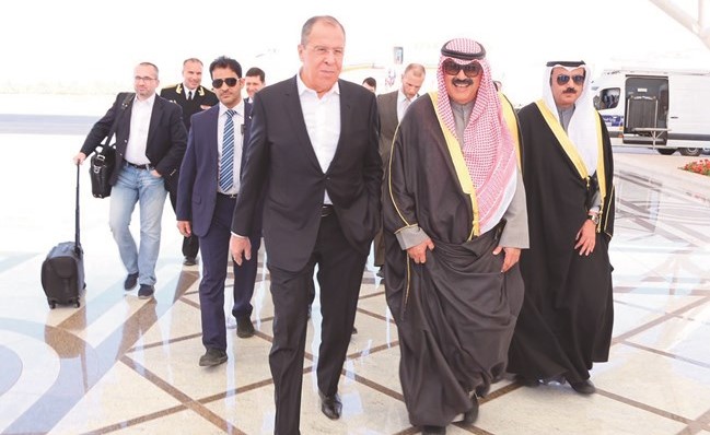 نائب وزير الخارجية خالد الجارالله لدى استقباله وزير خارجية روسيا سيرغي لافروف﻿