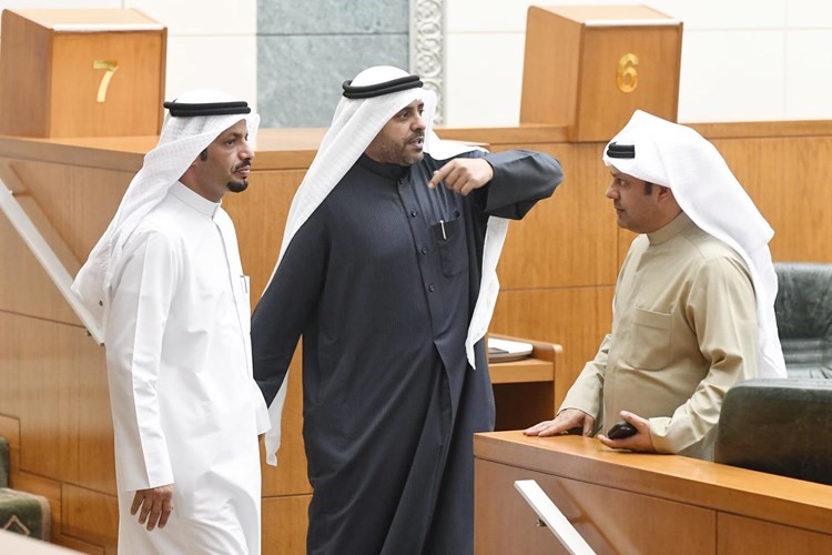 فيصل الكندري ومحمد الجبري وماجد المطيري﻿