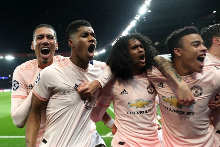 مانشستر يونايتد يفعلها .. و"الفار" والاستهتار تخرج "أثرياء باريس" من دوري الكبار