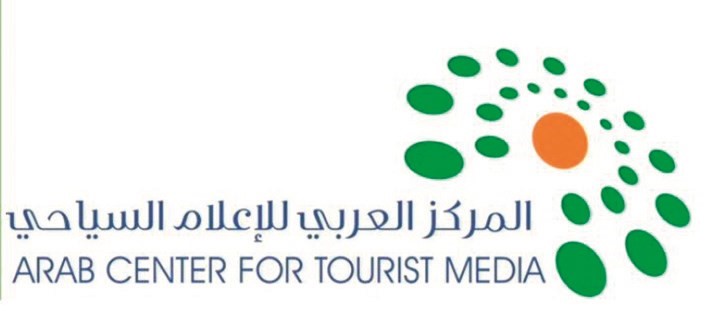الشيخة مي آل خليفة تتوّج بجائزة شخصية العام التراثية