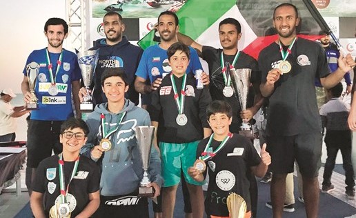أبطال المنتخب عقب الجولة الختامية ﻿