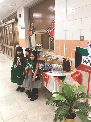 الزهرات يشاركن في احتفالات الكويت الوطنية﻿