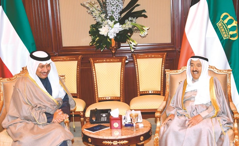 صاحب السمو الامير الشيخ صباح الاحمد مستقبلا سمو رئيس الوزراء الشيخ جابرالمبارك﻿