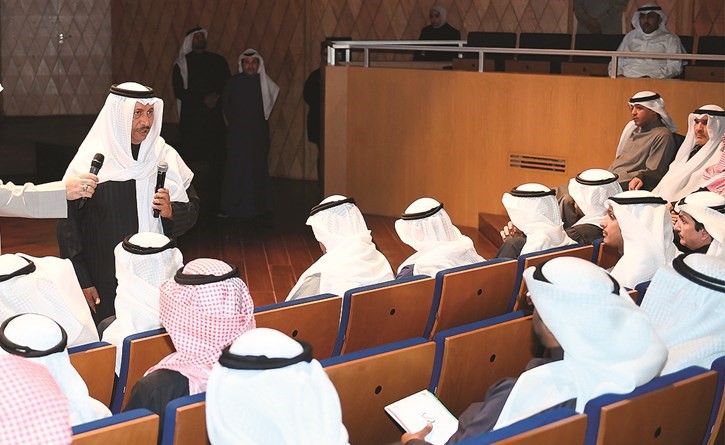 سمو رئيس الوزراء الشيخ جابر المبارك خلال مداخلته﻿