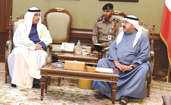 الشيخ ناصر صباح الأحمد مستقبلا صالح الفضالة ﻿