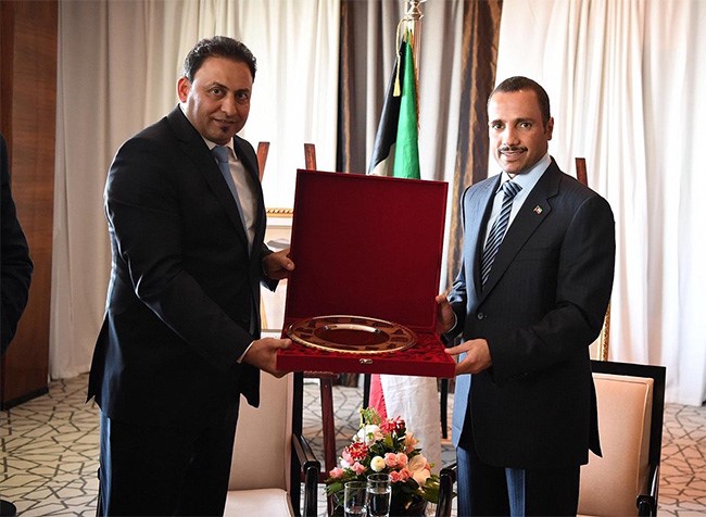 مرزوق الغانم يستقبل النائب الاول لرئيس مجلس النواب العراقي