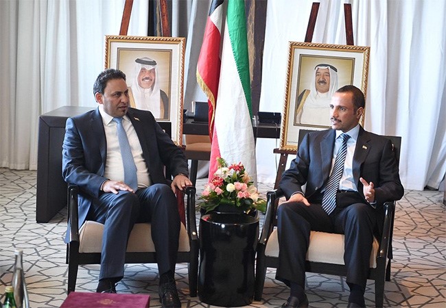 مرزوق الغانم يستقبل النائب الاول لرئيس مجلس النواب العراقي
