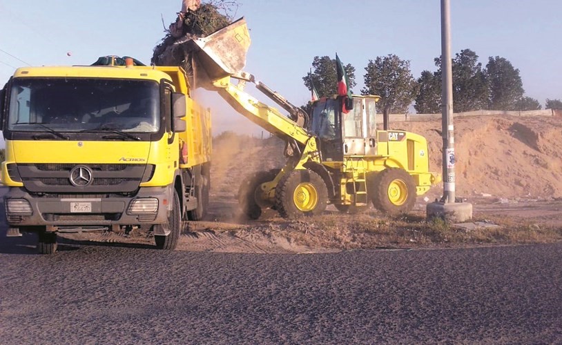 جانب من رفع المخلفات في الجهراء﻿