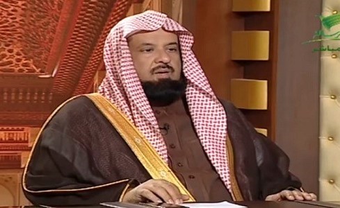 بالفيديو.. الداعية السند يوضح حكم العمرة في شهر رجب