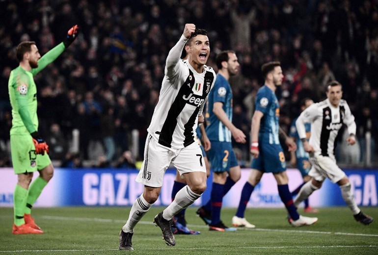 "هاتريك" رونالدو يقصي أتلتيكو مدريد ويضع "السيدة" في ربع نهائي أبطال أوروبا