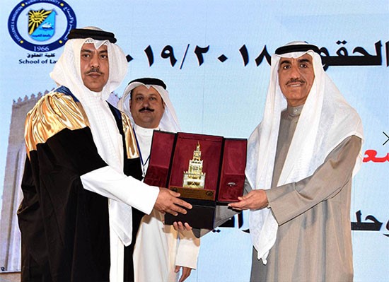 تكريم د.حسين الأنصاري