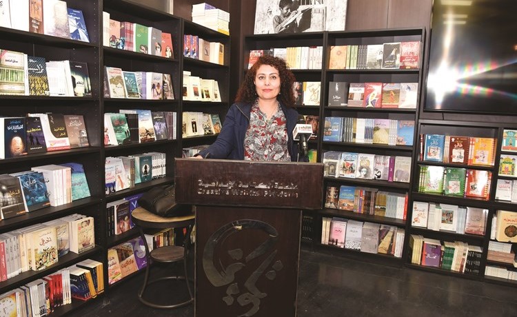 الكاتبة المصرية منصورة عز الدين	﻿