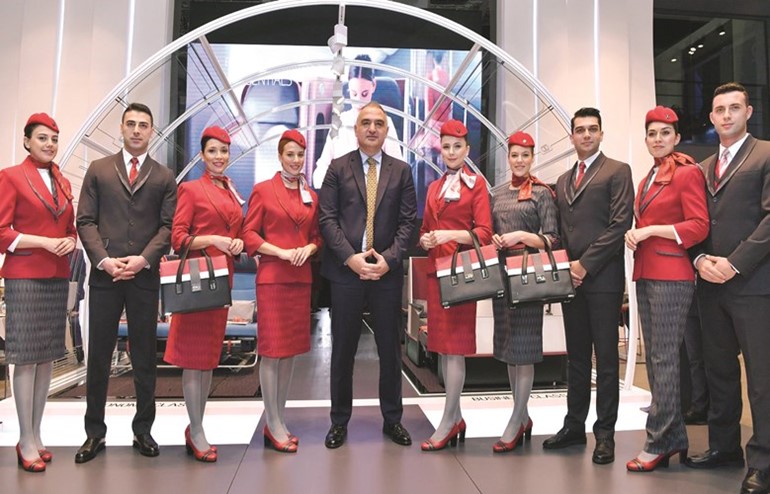 «التركية» تقدم الزي الجديد لطواقمها في برلين