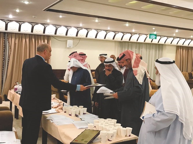إدارة شؤون الحج و العمرة نظمت ورشة عمل لأصحاب حملات الحج بشأن الوجبات الجاهزة