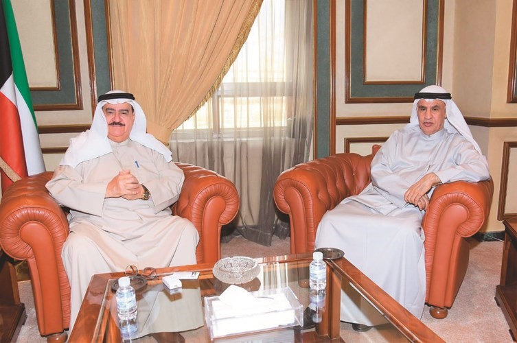 الفريق ثابت المهنا مستقبلا صالح الفضالة ﻿