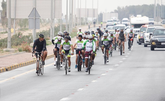مبادرة «عيش تجربة الكويت» العالمية للدراجات الهوائية تستكشف بر كاظمة والأحمدي