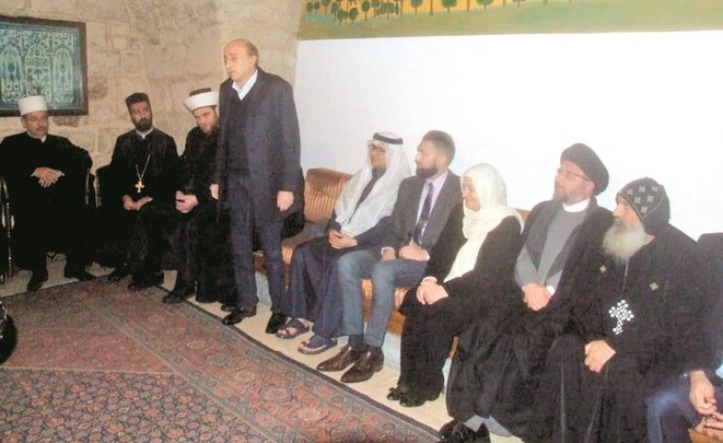 رئيس الحزب التقدمي الاشتراكي وليد جنبلاط في الذكرى ٤٢ لاستشهاد كمال جنبلاطبحضور النائبة بهية الحريري والسفير السعودي وليد البخاري (محمود الطويل)﻿