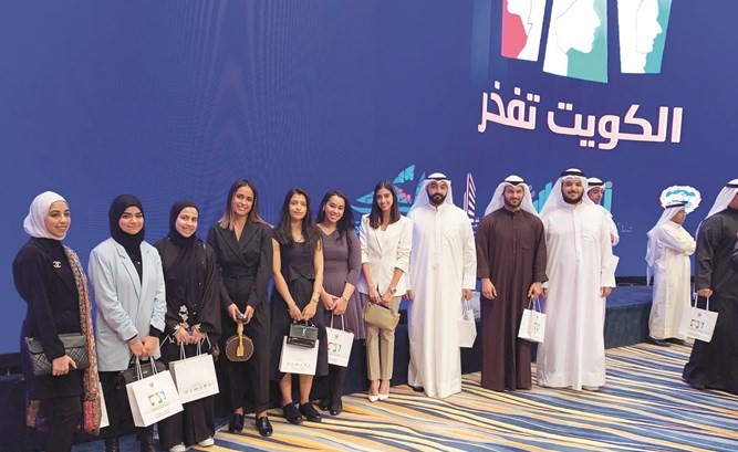 طلبة Gust خلال المشاركة﻿
