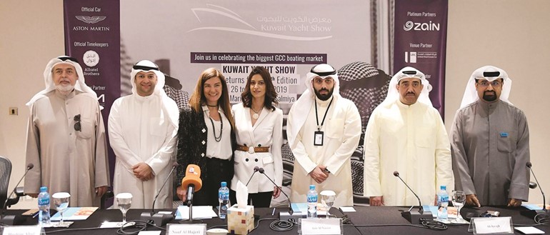 ممثل زين خلال المؤتمر الصحافي للإعلان عن المعرض ﻿