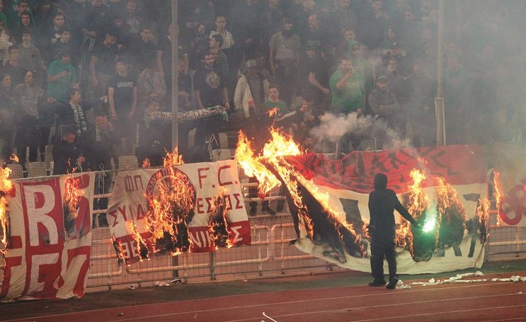 «الشغب» ينهي قمة باناثينايكوس وأولمبياكوس