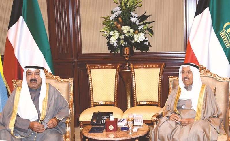 صاحب السمو الأمير الشيخ صباح الأحمد مستقبلا الشيخ ناصر صباح الأحمد ﻿