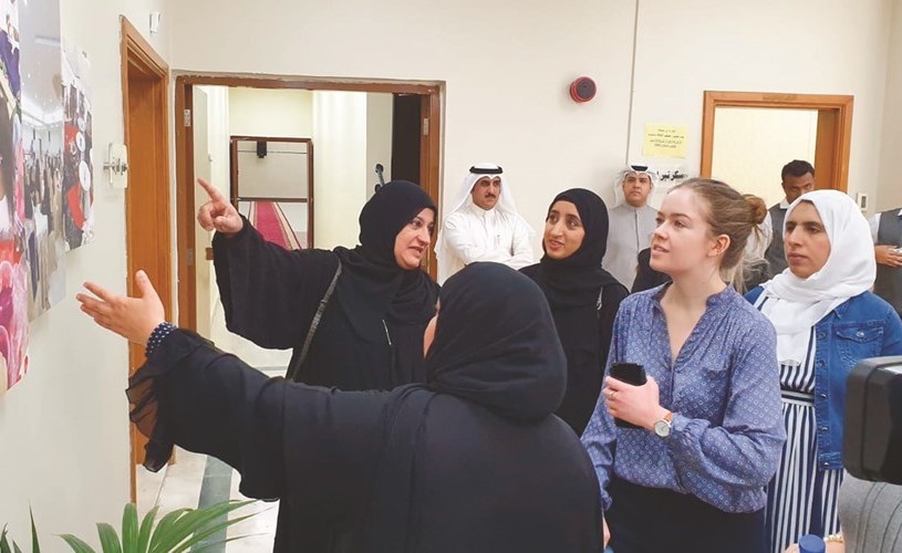 وفد الصحة العالمية خلال جولته في منطقة اليرموك الصحية﻿
