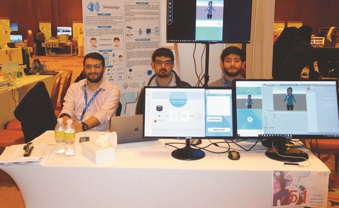 خريجو «هندسة الكمبيوتر» ابتكروا مشروع «simply sign»