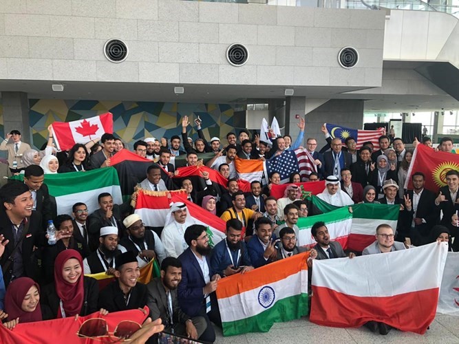 جامعة الكويت تتأهل للدوري الـ16 في البطولة الدولية لمناظرة الجامعات
