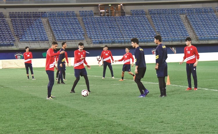 جانب من تدريب الأولمبي استعدادا لتصفيات البطولة الآسيوية المؤهلة لكأس آسيا للشباب	(محمد هنداوي)﻿