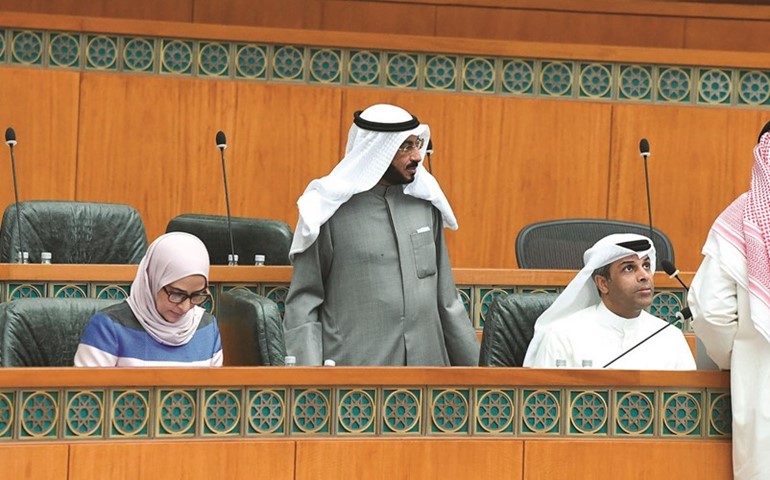 د.خالد الفاضل وسعود الشويعر ومريم العقيل﻿