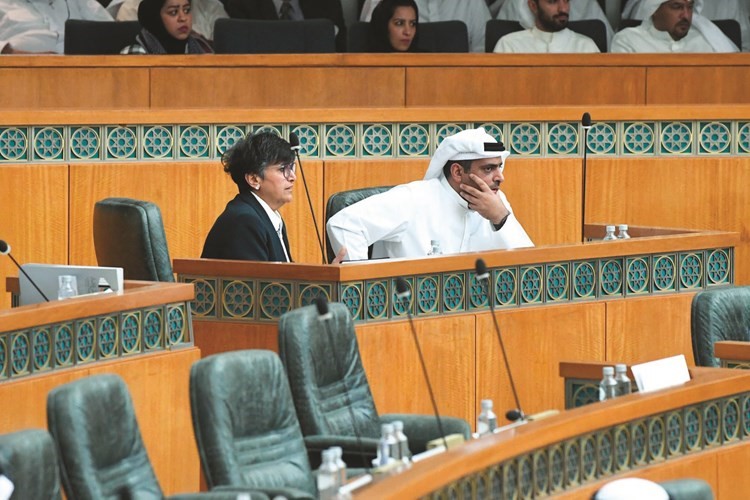 راكان النصف وصفاء الهاشم﻿