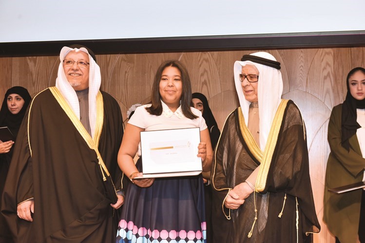تكريم مريم صالح مرزوق﻿