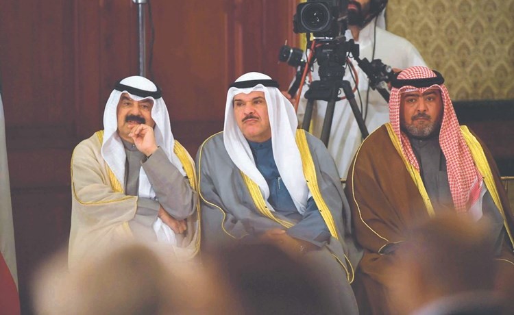 الشيخ ثامر العلي والشيخ سلمان الحمود وخالد الجارالله ﻿