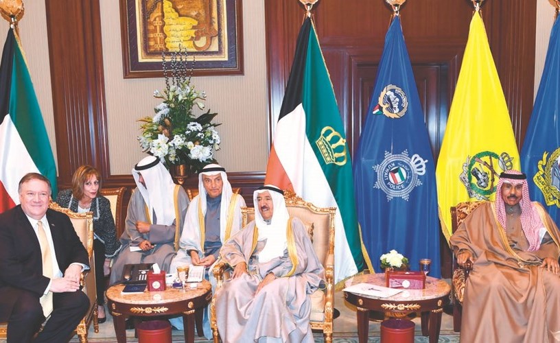 صاحب السمو الأمير الشيخ صباح الأحمد مستقبلا وزير الخارجية الأميركي مايك بومبيو بحضور سمو ولي العهد الشيخ نواف الأحمد﻿