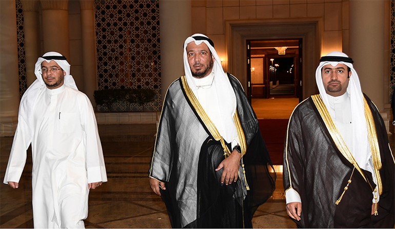 مبعوث صاحب السمو الأمير الشيخ صباح الأحمد المستشار بالديوان الأميري د. عبدالله المعتوق يتوجه إلى نيوزيلندا لتقديم واجب العزاء بضحايا حادث إطلاق النار الإرهابي