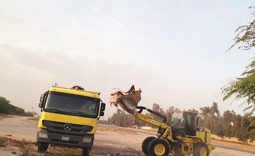 جانب من رفع المخلفات في الجهراء﻿