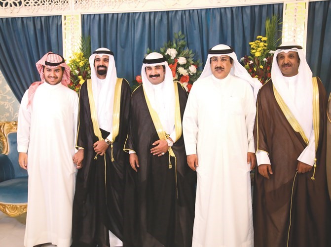فواز المريخي مهنئا﻿