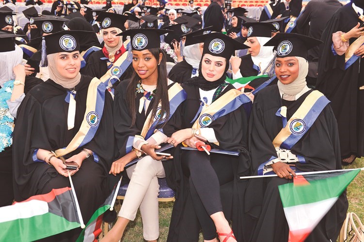 جانب من الخريجات ﻿