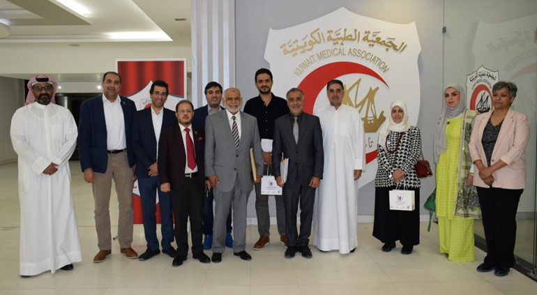 "الجمعية الطبية": نطالب "الصحة" بدعم مسودة قانون مزاولة مهنة الطب لتطوير الخدمات بشكل يتماشى مع الدول المتقدمة