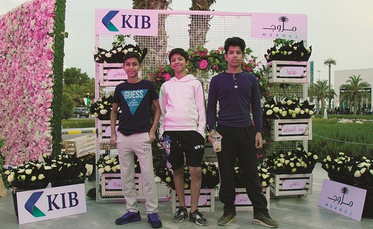 «KIB» يحتفل بيوم الأم مع الأبناء و الأمهات