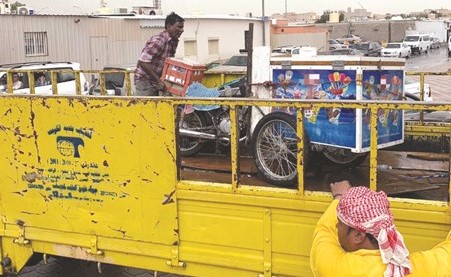 رفع عربات الآيس كريم في الجهراء﻿