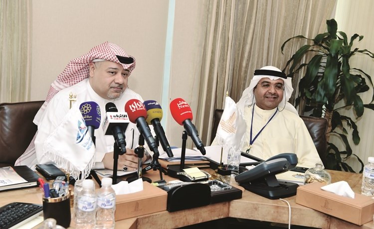 د.خالد مهدي وبدر الرفاعي خلال المؤتمر   الصحافي	(ريليش كومار)﻿