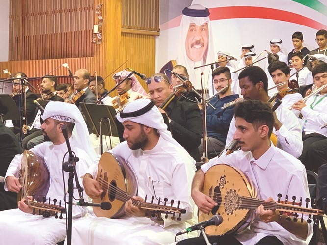 «التربية» تقيم العرض الموسيقي لأوركسترا المناطق التعليمية الشرقية والغربية