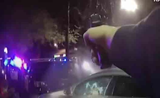 بالفيديو... تحت الضغط الشرطة الأميركية تنشر فيديو "قتل نائم" بـ 25 طلقة