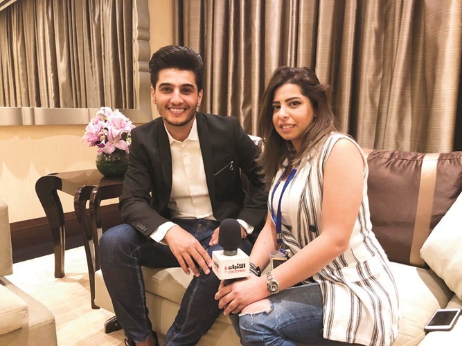  ﻿النجم محمد عساف مع الأنباء﻿